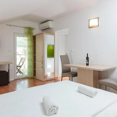 Apartment Barac - *