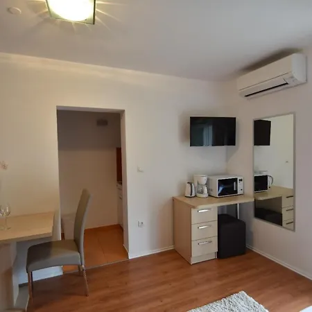 Apartment Barac - *