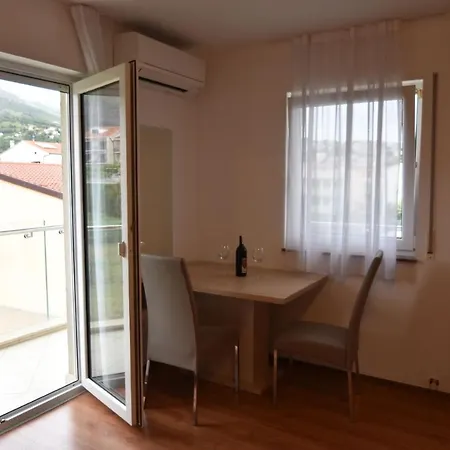 Apartment Barac - *