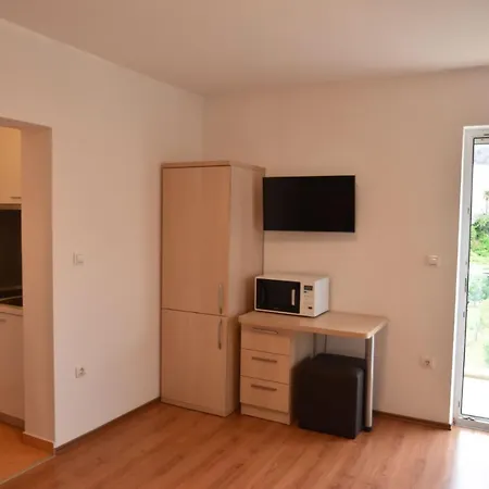 Barac - Apartment Podstrana