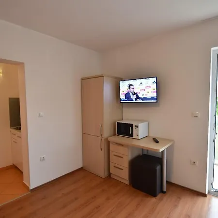 Apartment Barac - *